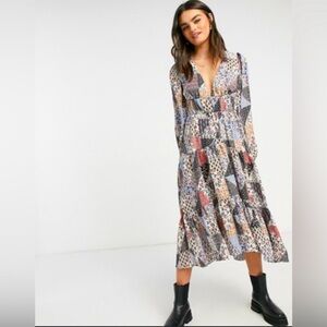 Skylar Rose V-Neck Midi Smock Dress in 70s Patchwork Print Size Small